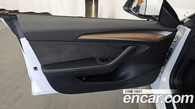 Tesla Model 3 Long Range AWD 2022 — фото 27