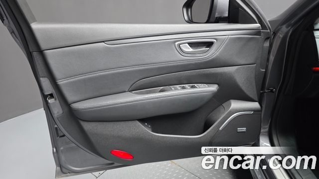 Renault Korea SM6 1.8 TCe LE 2021 — фото 24