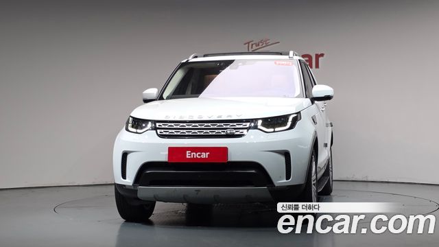 Land Rover Discovery 5 3.0 TD6 HSE Luxury 2018 — фото 3