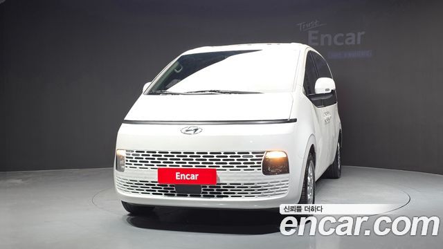 Hyundai Staria L3.5 Tourer 9-Seater Modern 2024 — фото 3