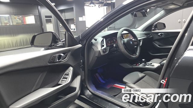 BMW 1 Series (F40) 118d Joy First Edition 2020 — фото 10