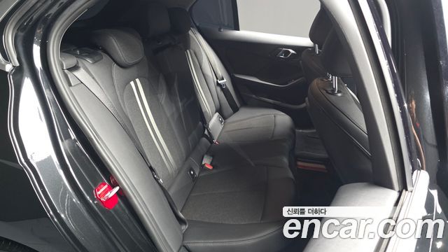 BMW 1 Series (F40) 118d Joy First Edition 2020 — фото 11