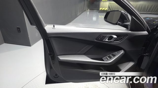BMW 1 Series (F40) 118d Joy First Edition 2020 — фото 24