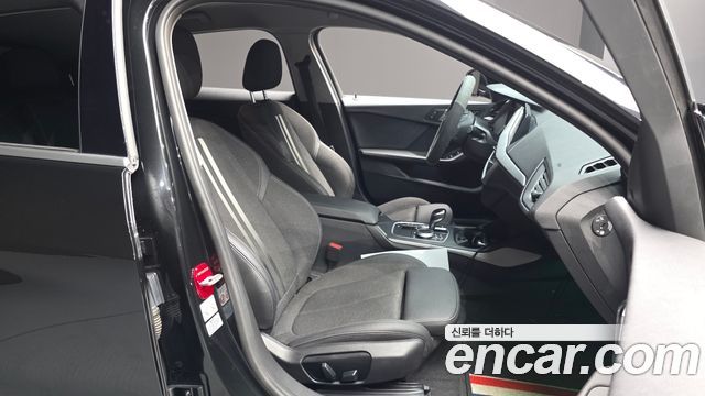BMW 1 Series (F40) 118d Joy First Edition 2020 — фото 26