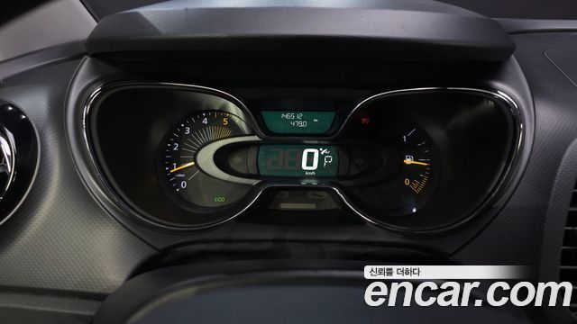 Renault Korea QM3 RE 2015 — фото 8