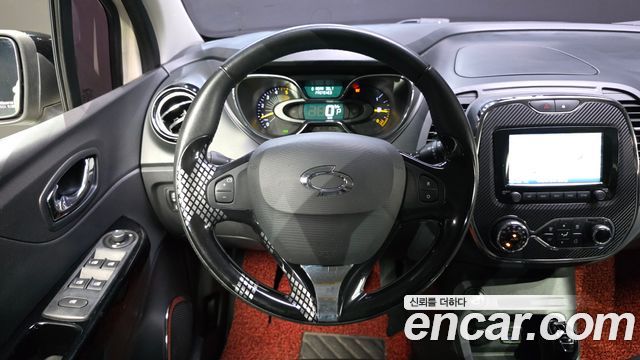 Renault Korea QM3 RE 2015 — фото 12
