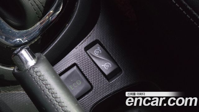Renault Korea QM3 RE 2015 — фото 15