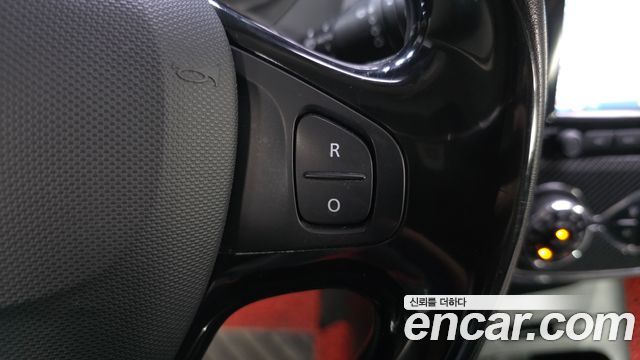 Renault Korea QM3 RE 2015 — фото 17