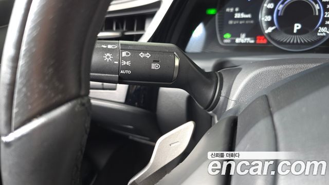 Lexus ES300h (VII) Luxury Plus 2023 — фото 30