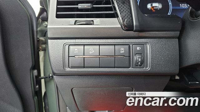 KG Mobility (SsangYong) Rexton Sports Khan Diesel 2.2 4WD Prestige 2023 — фото 19