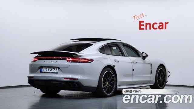 Porsche Panamera (971) 4.0 Turbo 2017 — фото 2