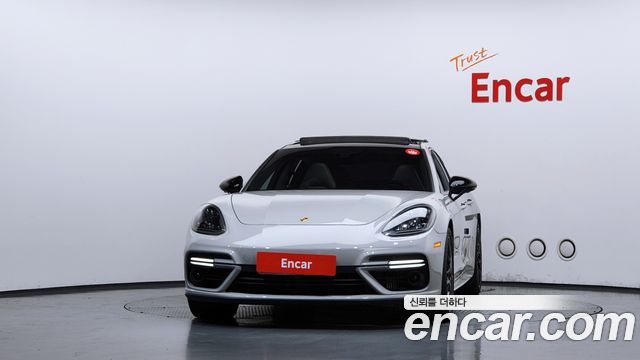Porsche Panamera (971) 4.0 Turbo 2017 — фото 3