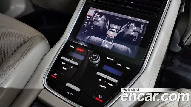 Porsche Panamera (971) 4.0 Turbo 2017 — фото 19