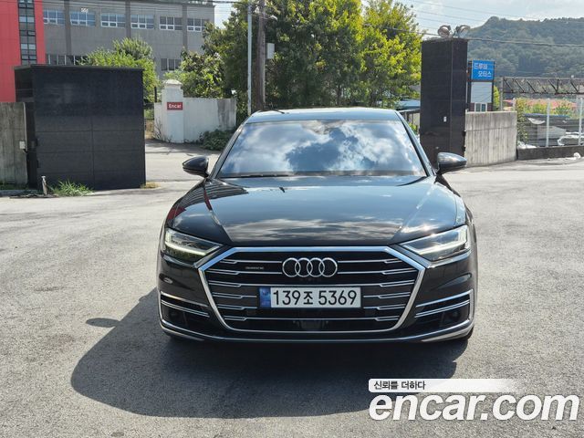 Audi A8 (D5) 60 TFSI Quattro LWB 2021 — фото 3
