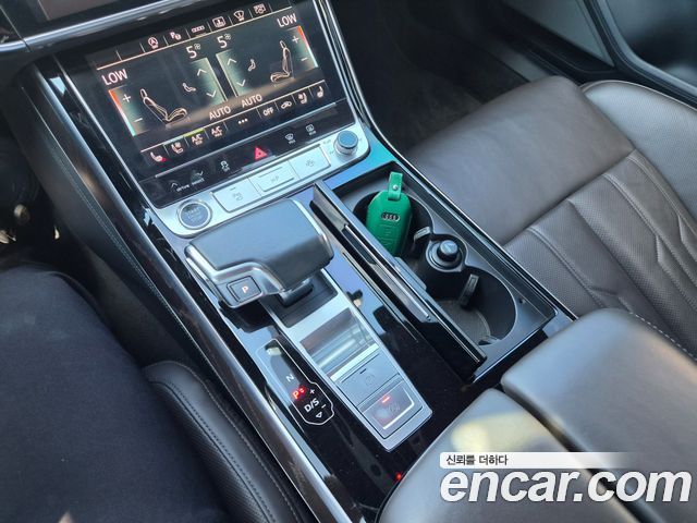 Audi A8 (D5) 60 TFSI Quattro LWB 2021 — фото 9