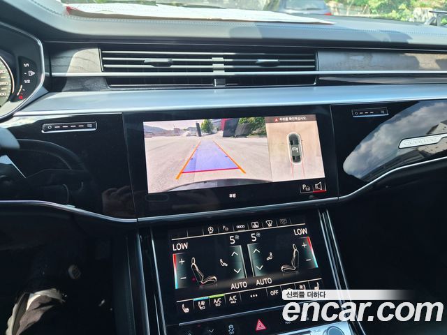 Audi A8 (D5) 60 TFSI Quattro LWB 2021 — фото 16