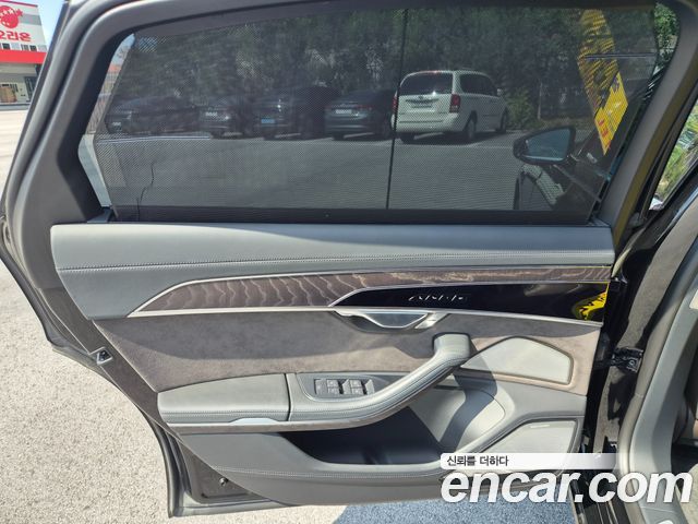 Audi A8 (D5) 60 TFSI Quattro LWB 2021 — фото 21