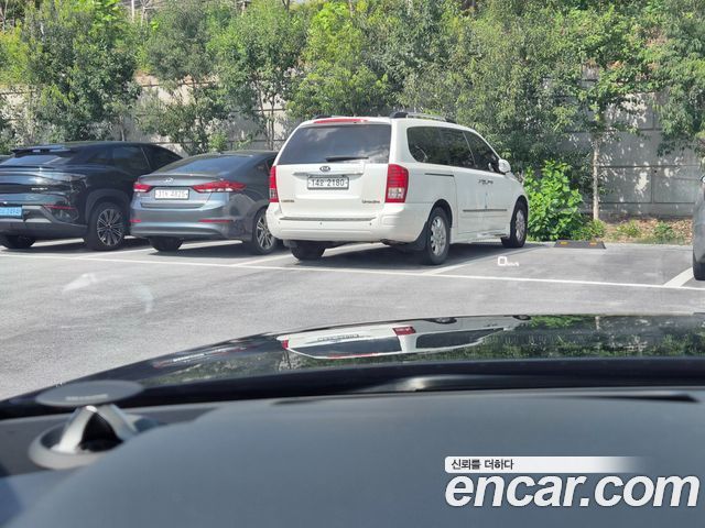 Audi A8 (D5) 60 TFSI Quattro LWB 2021 — фото 22