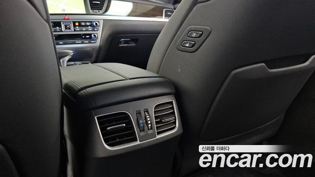 Genesis G80 3.3 GDI AWD Prestige 2018 — фото 38