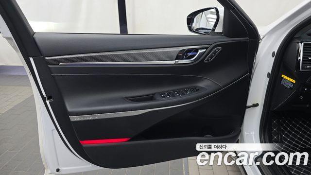 Hyundai Grandeur (IG) 2.4 Premium 2019 — фото 24