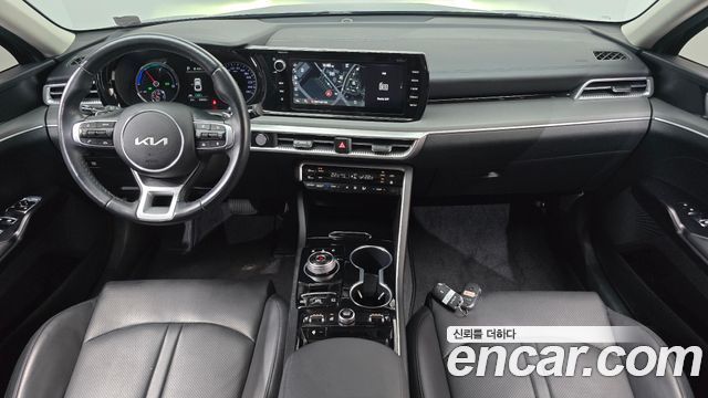 Kia K5 Hybrid (III) Trendy 2023 — фото 7