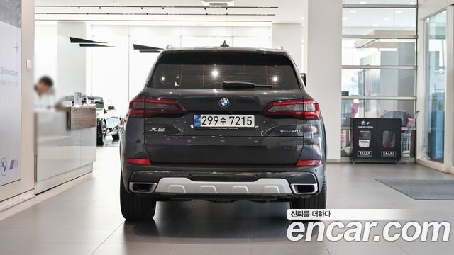 BMW X5 (G05) xDrive 40i xLine 2022 — фото 4