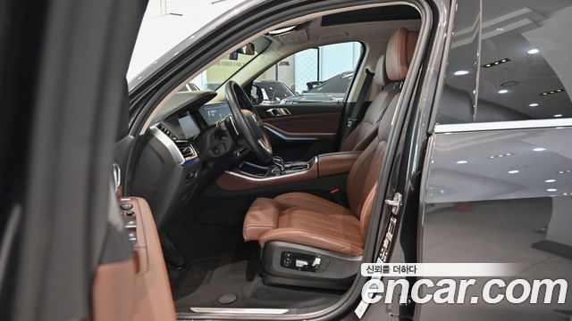 BMW X5 (G05) xDrive 40i xLine 2022 — фото 10