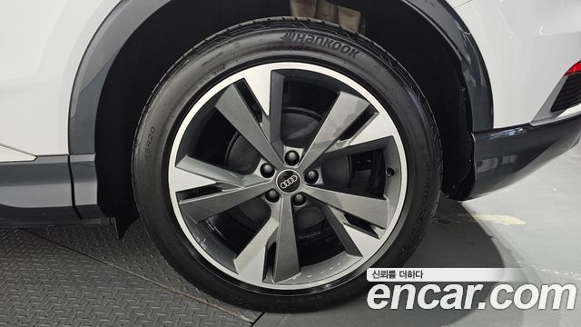 Audi Q4 e-tron (F4) 40 Premium 2023 — фото 21