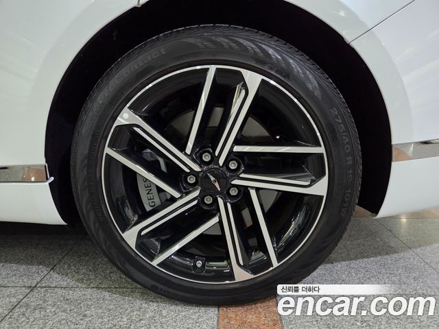 Genesis G80 (RG3) Gasoline 2.5 Turbo AWD 2026 — фото 24