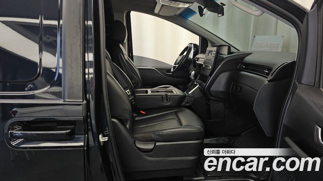 Hyundai Staria Cargo 3-Seater Modern 2023 — фото 11