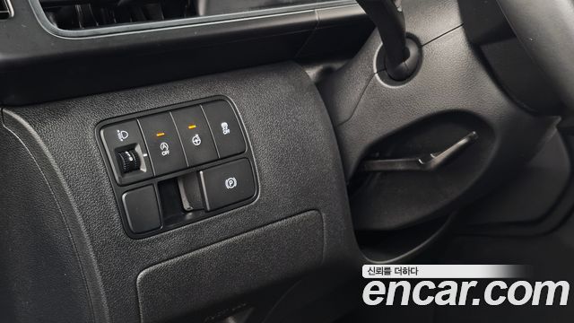 Hyundai Staria Cargo 3-Seater Modern 2023 — фото 16