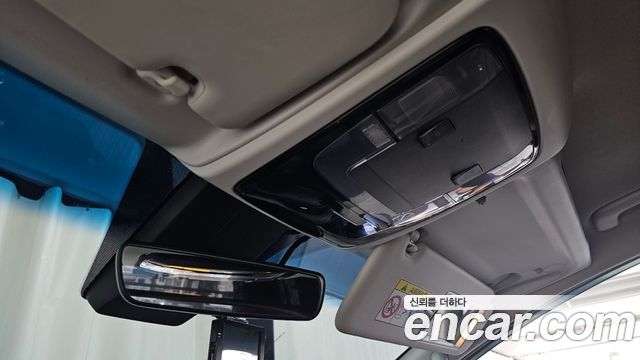Hyundai Staria Cargo 3-Seater Modern 2023 — фото 17