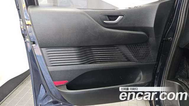 Hyundai Staria Cargo 3-Seater Modern 2023 — фото 24