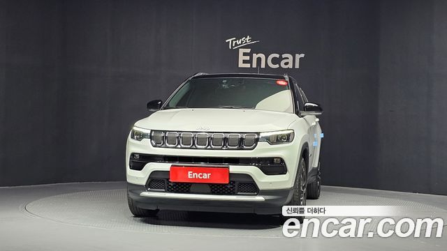 Jeep Compass (II) 2.4 limited 2WD 2022 — фото 3
