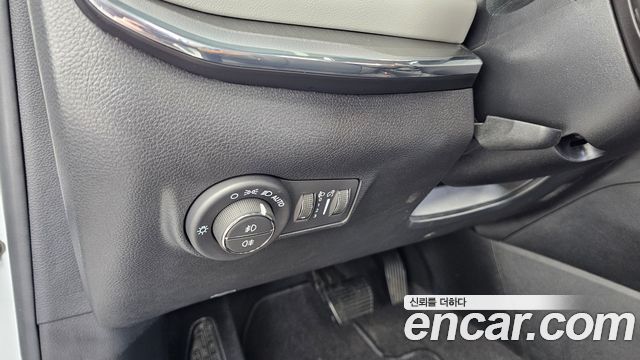 Jeep Compass (II) 2.4 limited 2WD 2022 — фото 28