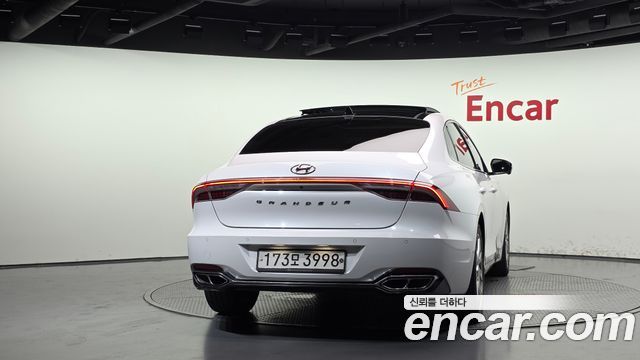 Hyundai Grandeur Hybrid (IG) Calligraphy 2020 — фото 4