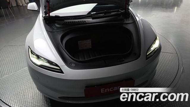Tesla Model 3 Long Range AWD 2024 — фото 6