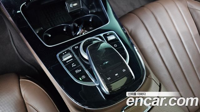 Mercedes-Benz E-Class (W213) E300 4MATIC Exclusive 2019 — фото 18