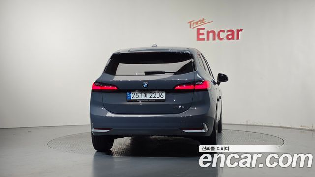 BMW 2 Series Active Tourer (U06) 218d Advantage 2023 — фото 4