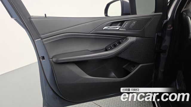 BMW 2 Series Active Tourer (U06) 218d Advantage 2023 — фото 24
