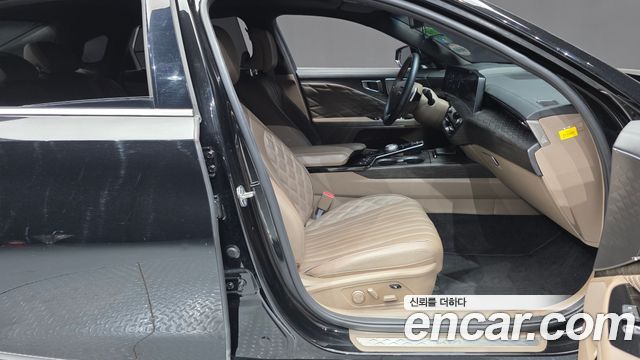 Kia K8 2.5 Gasoline 2WD Signature 2023 — фото 11