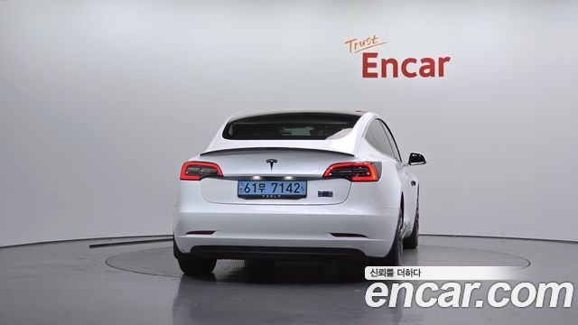 Tesla Model 3 Long Range AWD 2020 — фото 4