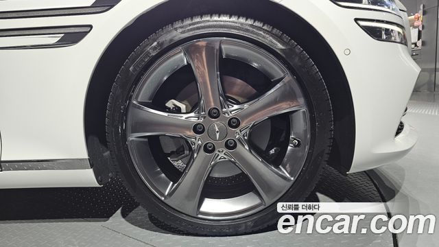 Genesis G80 (RG3) Gasoline 2.5 Turbo AWD 2026 — фото 21