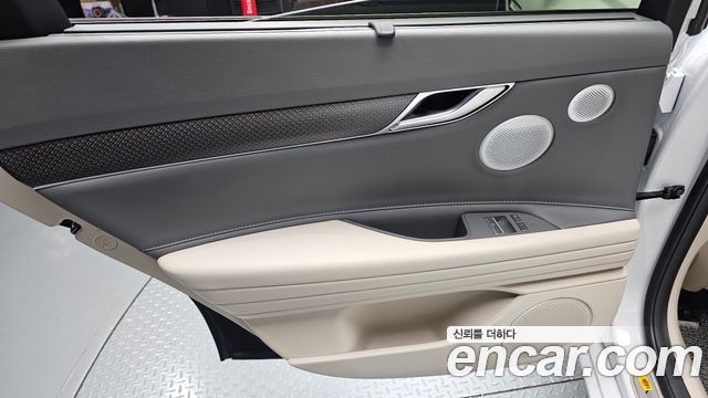 Genesis G80 (RG3) Gasoline 2.5 Turbo AWD 2026 — фото 25