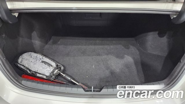 Kia K5 (III) 2.0 Noblesse 2021 — фото 20