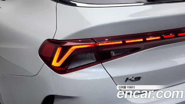 Kia K5 (III) 2.0 Noblesse 2021 — фото 23