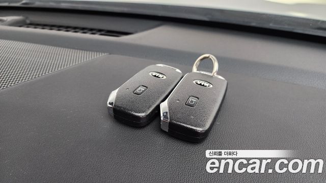 Kia K5 (III) 2.0 Noblesse 2021 — фото 33