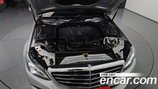 Mercedes-Benz C-Class (W205) C220 d Exclusive 2016 — фото 6