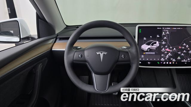 Tesla Model Y RWD 2024 — фото 16