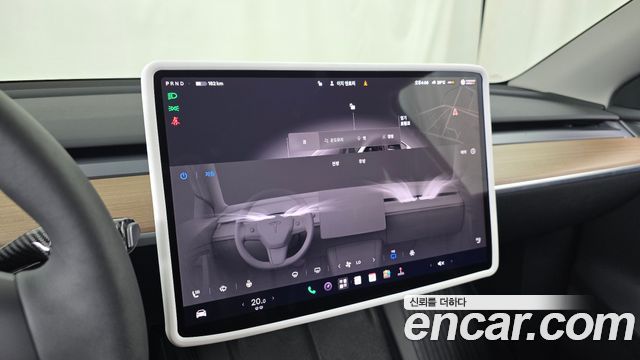 Tesla Model Y RWD 2024 — фото 18